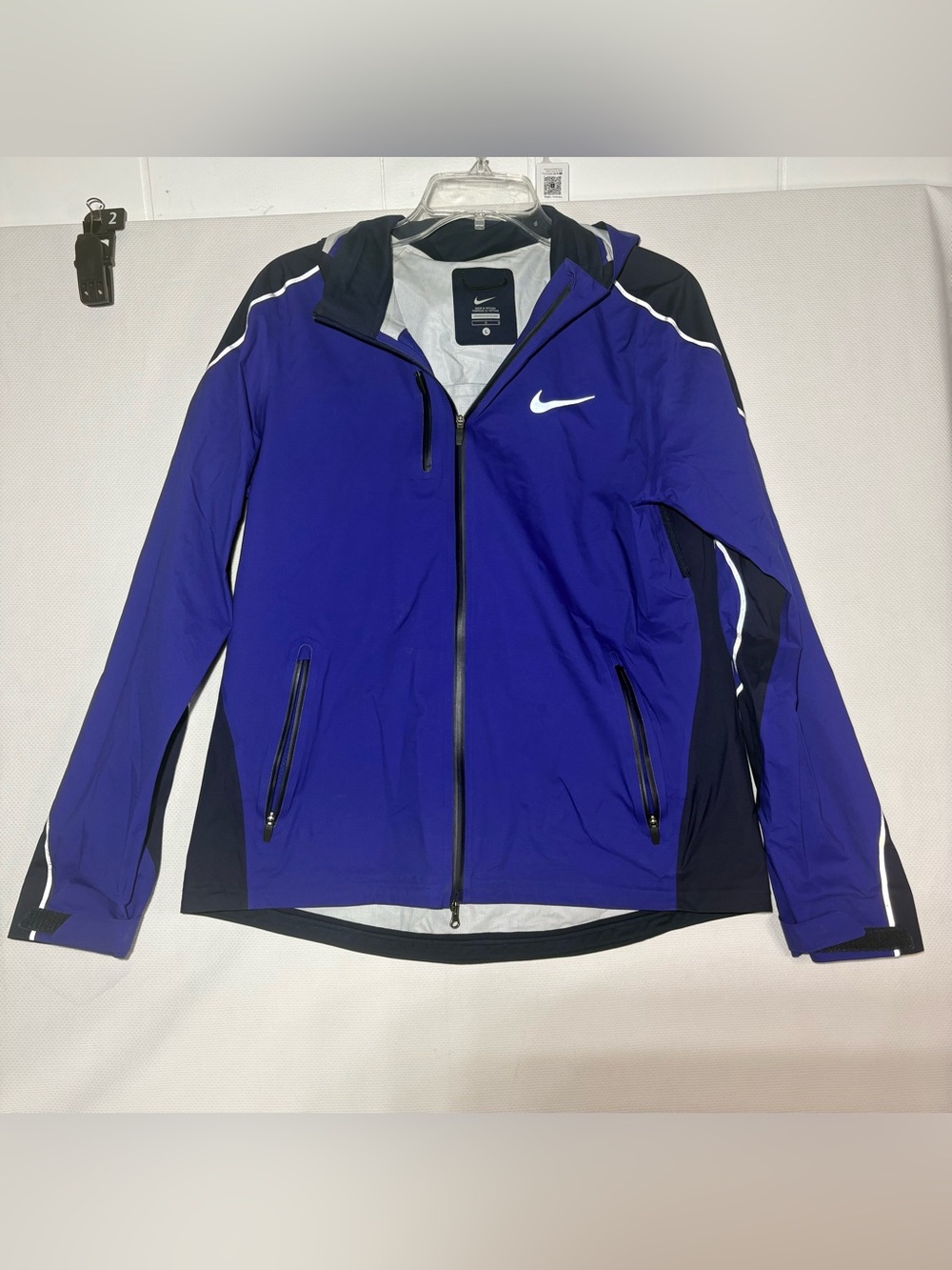 Nike Storm-FIT Hyper Shield Light Hooded Running Jacket